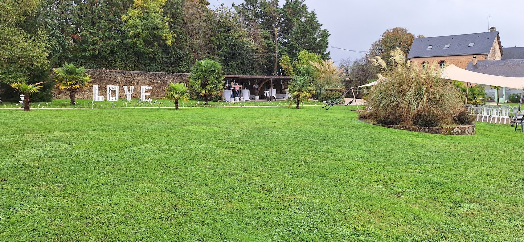 Domaine de Meslay Fyé (Sarthe) gîte